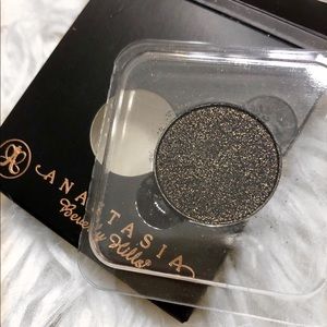 Anastasia single eye shadow